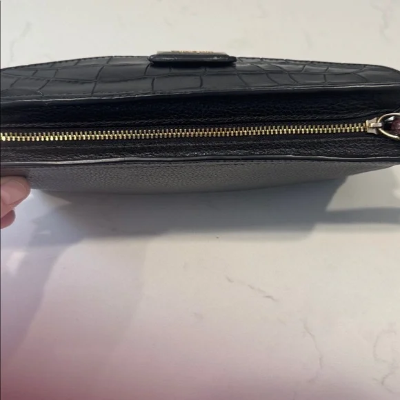 Coach Leather Clutch, excellent used condition - Picture 11 of 16